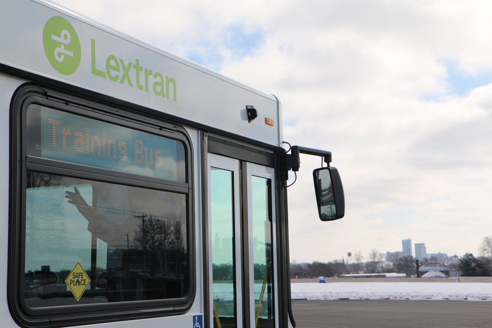 Lextran bus logo