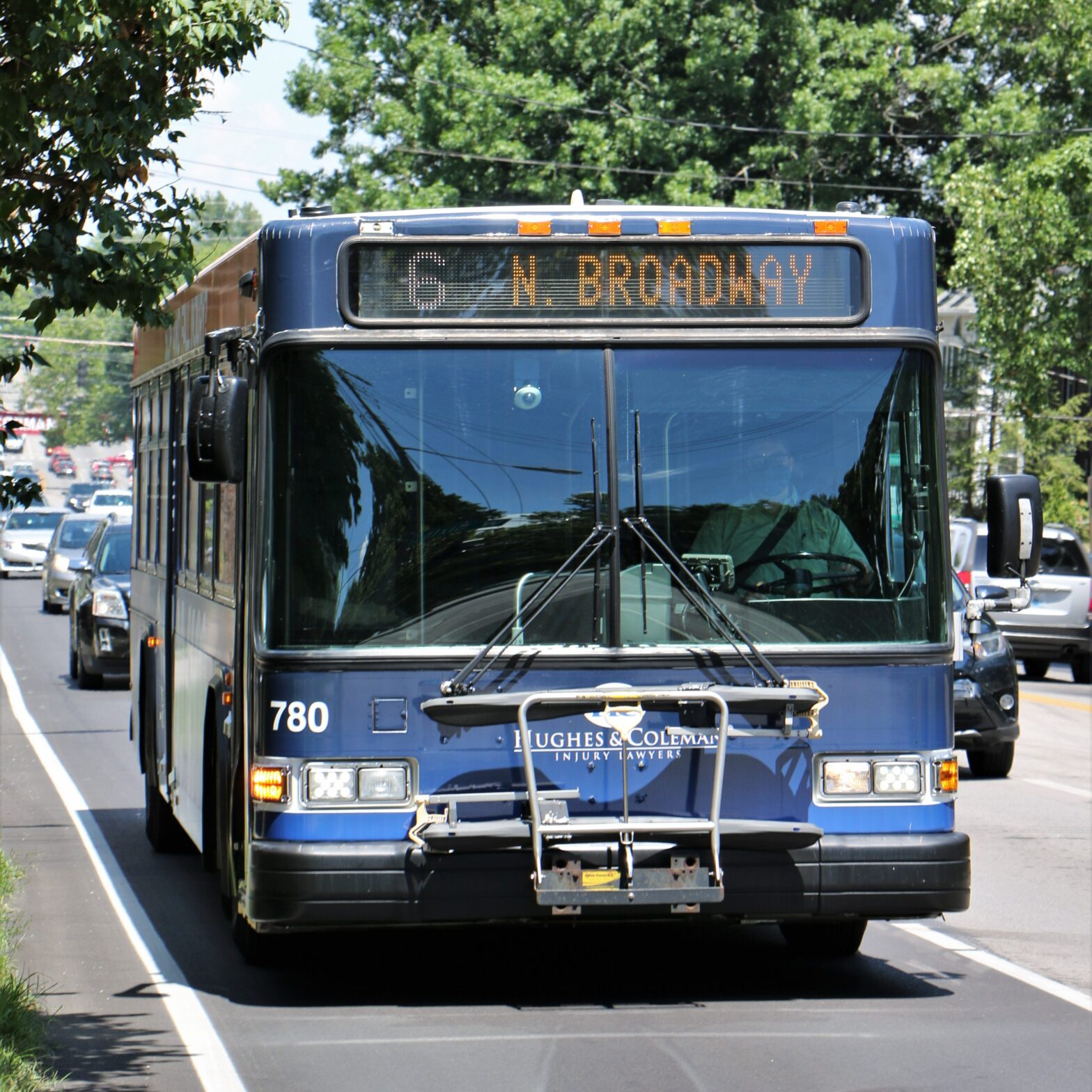 Lextran Bus on Route 6 North Broadway